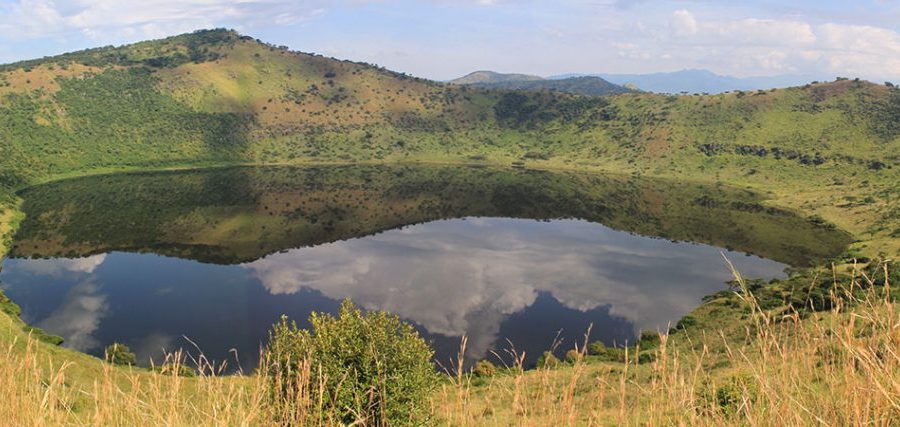 queen-crater-uganda Queen Elizabeth national park uganda